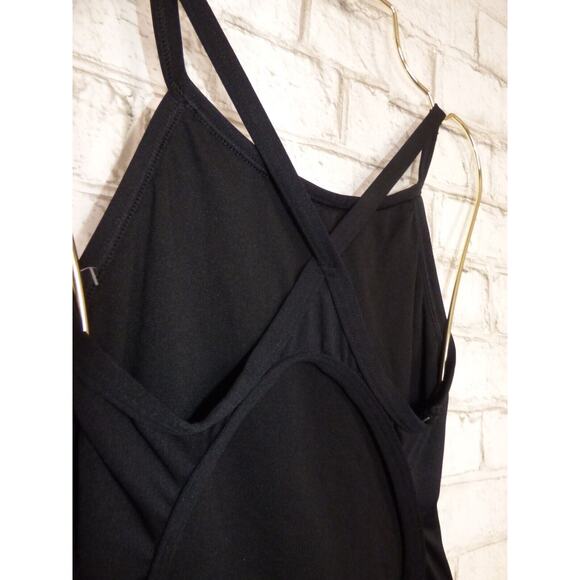 TYR Women's Durafast Diamondfit Black 1 Piece Swimsuit Size M 32 NEW - Picture 7 of 11